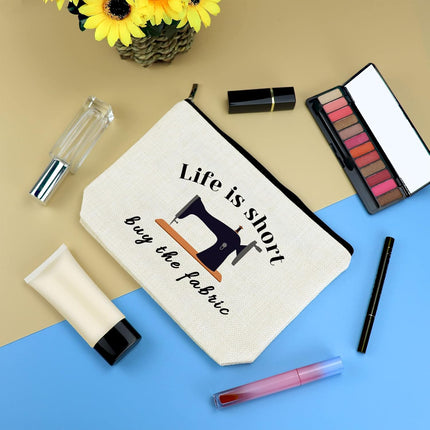 Sewing Gift for Women Makeup Bag Quilter Seamstress Gifts Funny Quilting Sewing Lovers Gift for Women Cosmetic Bag Christmas Birthday Gifts for Seamstresses Quilters Mom Grandma Friend