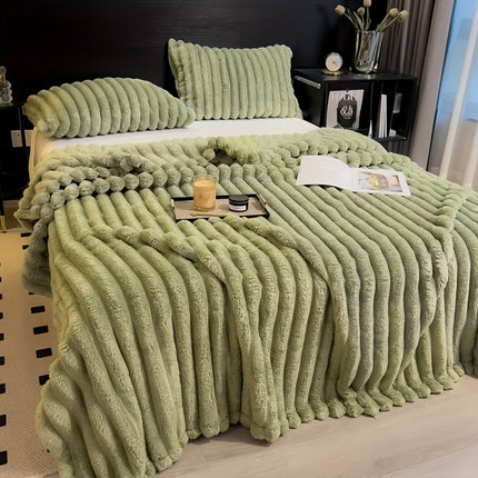 Large Ribbed Faux Fur Warm Fleece Throw over Soft Sofa Bed Blanket Double & King