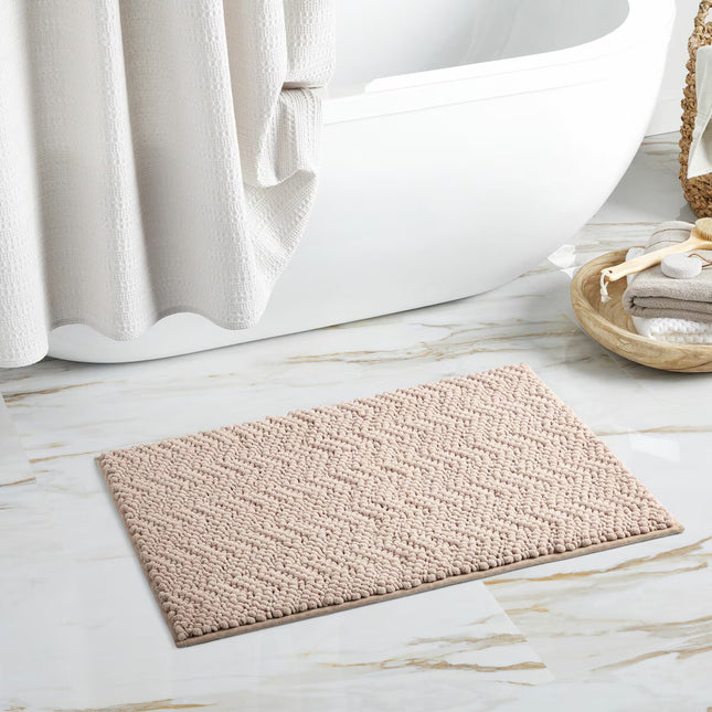 Nubby Chevron Bath Mat in Taupe, 56 X 91 Cm