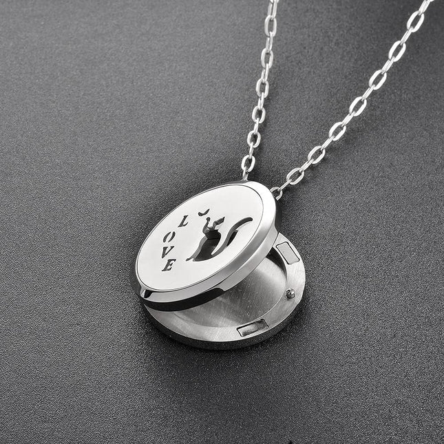 Love Stainless Steel Aromatherapy Essential Oils Diffuser Perfume Free 12 Pads Pendant Stainless Steel Necklace